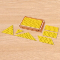 M0131 면적 노란 삼각형